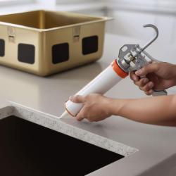 Cola de Silicone sem Ácido para Montagem de Pias de Aço Inoxidável Sob Bancadas