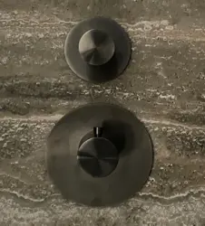 SB 316 AESTHETICS Round Misturador Termostático Embutido com 1 Saída / Torneira de Fechamento PVD Gun Metal Escovado 1208954896
