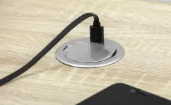 Indux Cover embutido com tomada de cozinha aterrada em bancada com USB e tomada na cor prata 1208957394