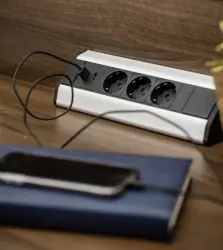 Indux Corner hoekkeuken stopcontact met 3 geaarde stopcontacten en 2 USB-opladers 1208957431