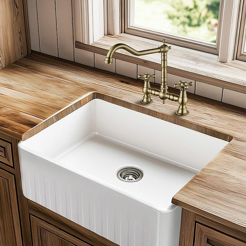 AquaTrimo Windsor 2-hole classic nostalgic kitchen bridge tap with angled spout, bronze 21WS7653BN