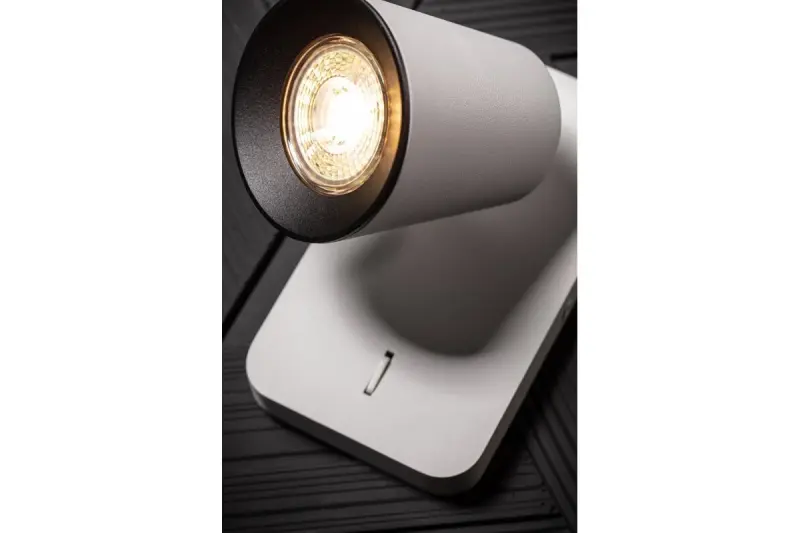 Decor Elli modern white wall lamp with switch and 1 light source 4434