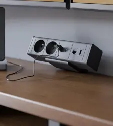 Indux Desk mesa ou tapete de mesa preto fosco com tomada (2x) com 1xUSB A, 1xUSB C, 1xRJ45 e 1xHDMI 1208957920