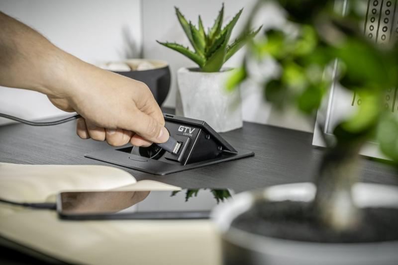 Tomada de energia retrátil AVARO 1208958672