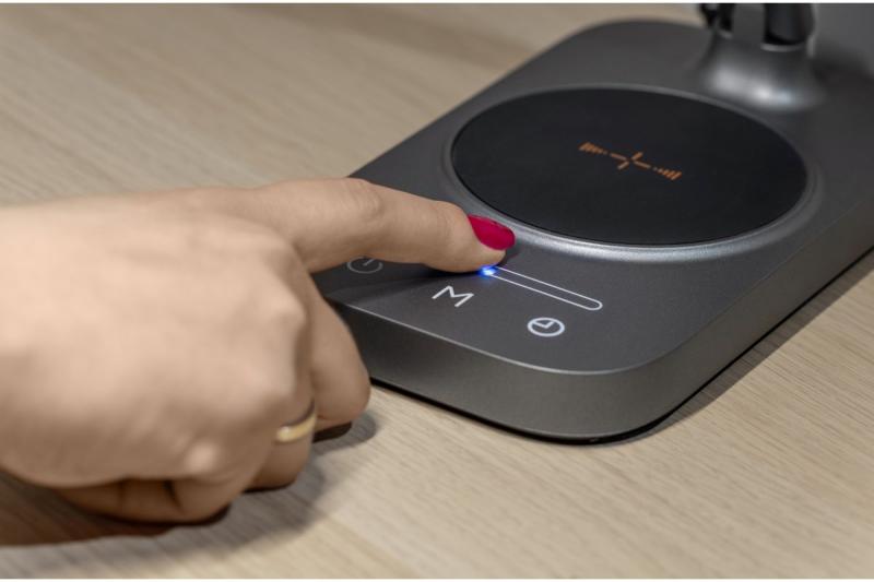 Luminária de Mesa Decorativa Bressi 8W 450lm AC220-240V 3-CCT Carregamento Sem Fio USB PF>0.5 RA>80 Cinza 1208962480