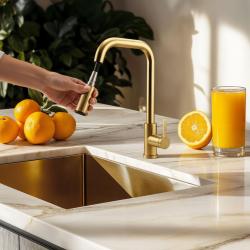 Pure.Sink Elite Steel Crystal-S torneira de cozinha PVD Ouro Escovado com bica extensível PS8050-60