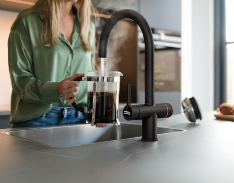 Franke Maris water hub caldeira 7L 3-1 com torneira de água fervente eletrônica Touch preto fosco com bypass waterhub 1208967856