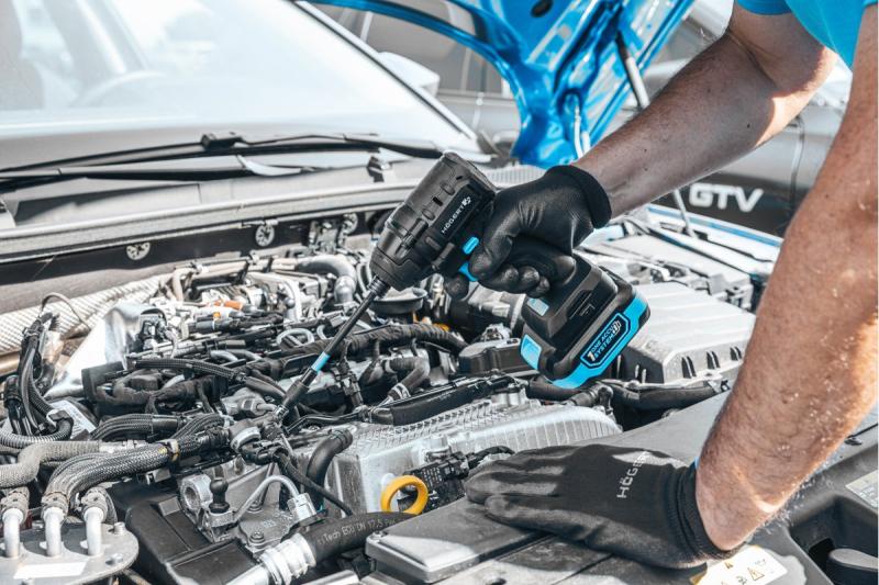 HÖGERT Ferro de engomar a bateria sem escovas 18V, conjunto com bateria, carregador e acessórios