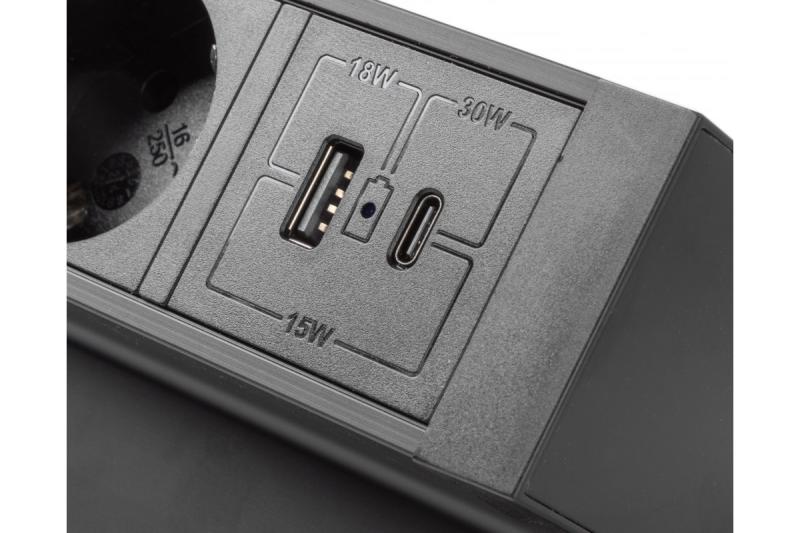 Tomada de móveis Basco, 3 x tomadas com aterramento, USB A+C, cabo de 1,5m, preto com montagem