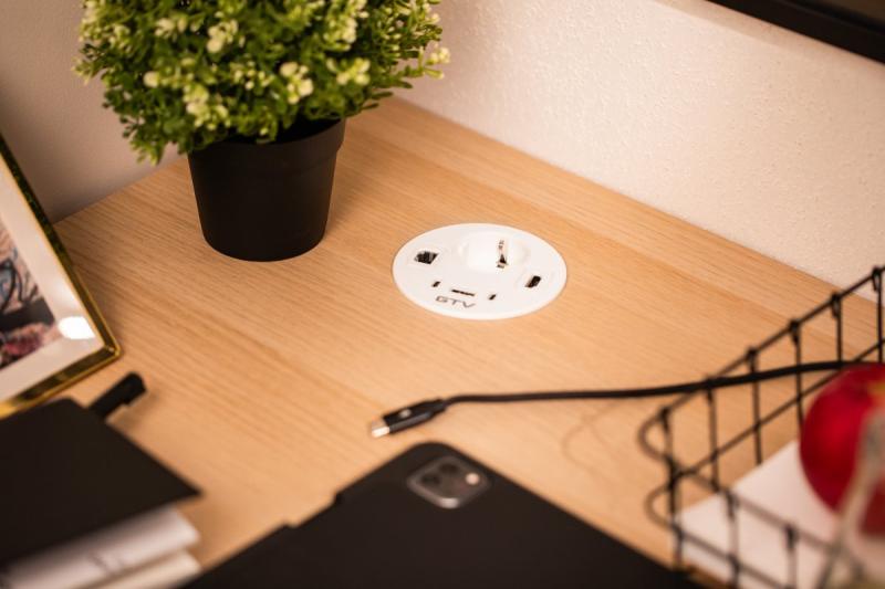 Tomada de Móveis RONDO, 1xSCHUKO, 1xUSB-A, 2xUSB-C, HDMI, cabo RJ45 1,5 m, branco