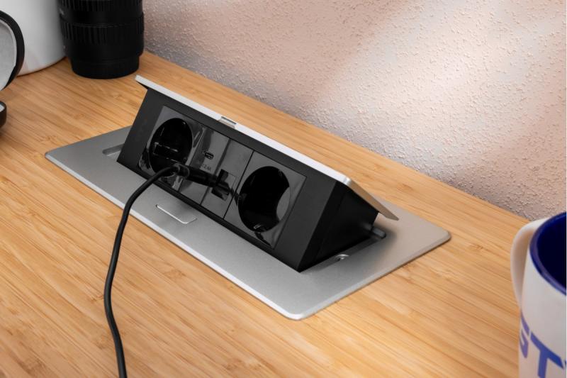 Tomada para móveis MULTISOFT, 2xSCHUKO, USB A+C, RJ45, cabo 1,5 m, alumínio