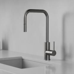 Pure.Sink Luxion Torneira de cozinha em metal cinzento quadrada com bico extraível PLXSQUA-61