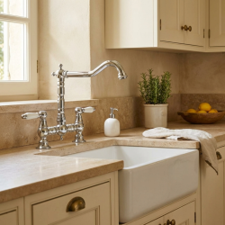 Aquanello Heritage Manor Torneira de cozinha clássica nostálgica com ponte cromada e alavanca branca CR-0010-HM