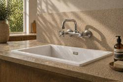 Aquanello Heritage Ascot Torneira de cozinha clássica de parede com bico superior, cromada CR-4110-HA