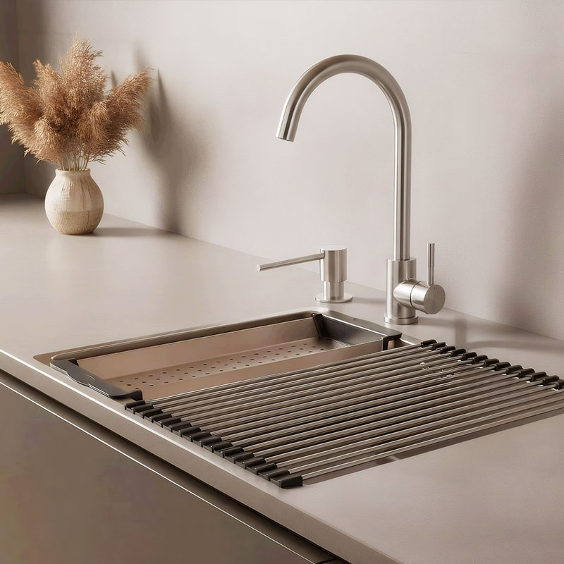 Franke Eos Neo M Pull-Out Kitchen Tap - Copper Finish, Spray Function, High Pressure, 35mm Hole